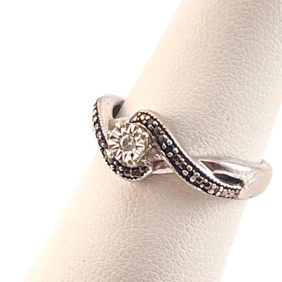 Sterling Silver Black and White Diamond Heart Sweetheart Ring Size Size 7 - Picture 2 of 11